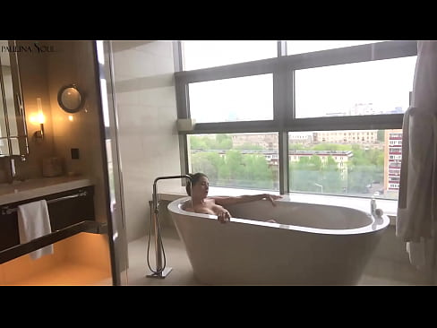 ❤️ Bebé tremendo A masturbar-se apaixonadamente na sua rata na casa de banho ️❌ Porno em pt.porn33.top ❌❤
