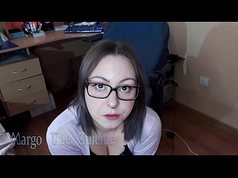 ❤️ Rapariga Sexy com Dildo de Óculos Chupa Profundamente na Câmara ️❌ Porno em pt.porn33.top ❌❤